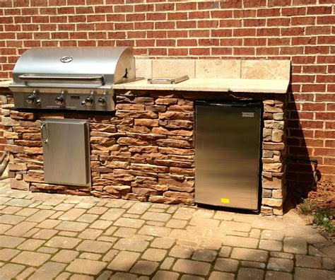 The Fire Magic Compact RFirgerator: An Investment in Convenient Outdoor Living